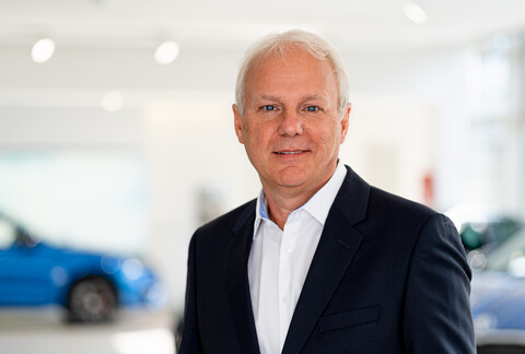 Manfred Hanke Manfred Hanke